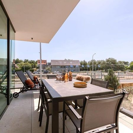 New, Luxurious And Modern Apartment With Private Parking コクセッド エクステリア 写真
