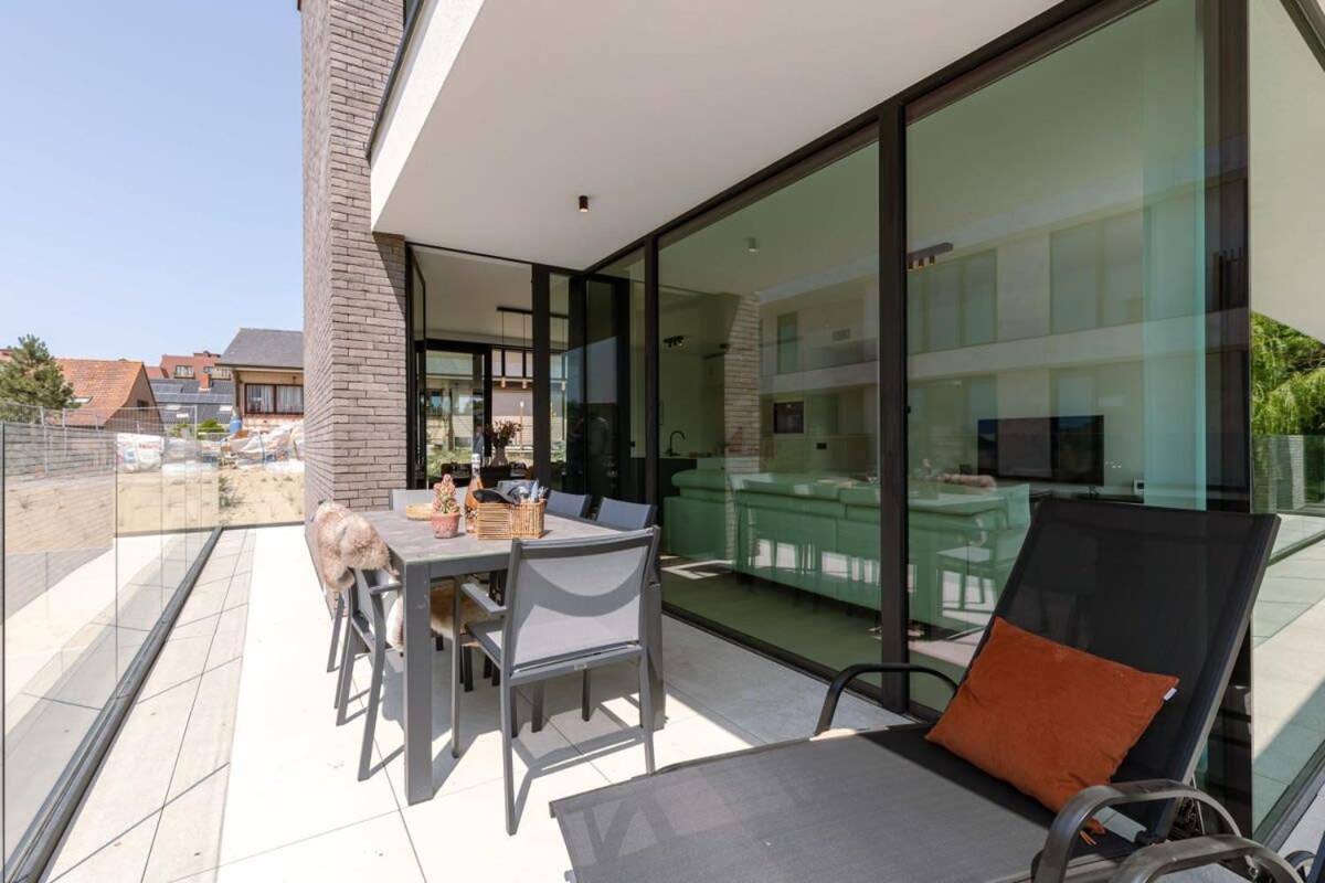 New, Luxurious And Modern Apartment With Private Parking コクセッド エクステリア 写真